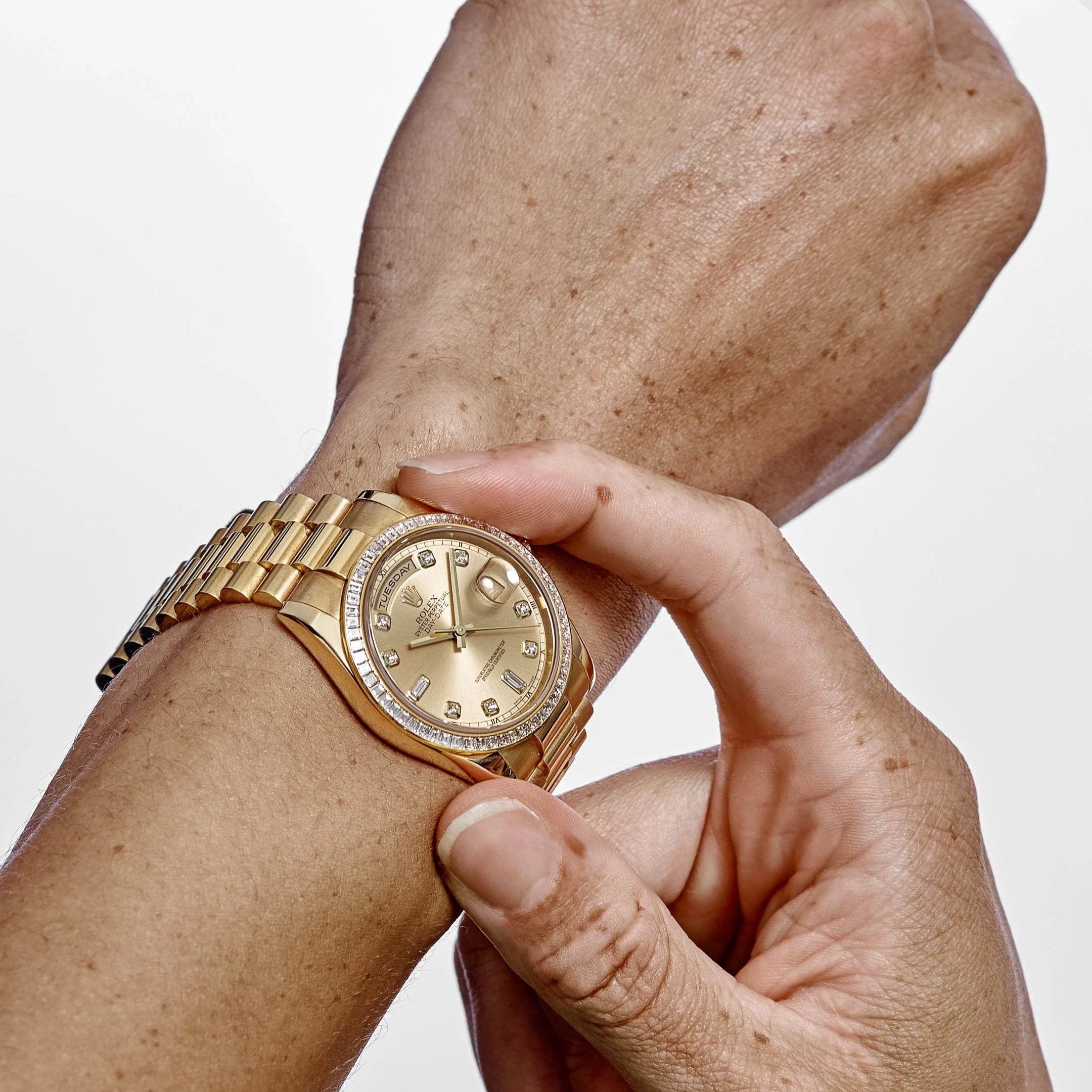 Rolex Day-Date 36 118398BR Yellow Gold Diamond Bezel Champagne Diamond Dial