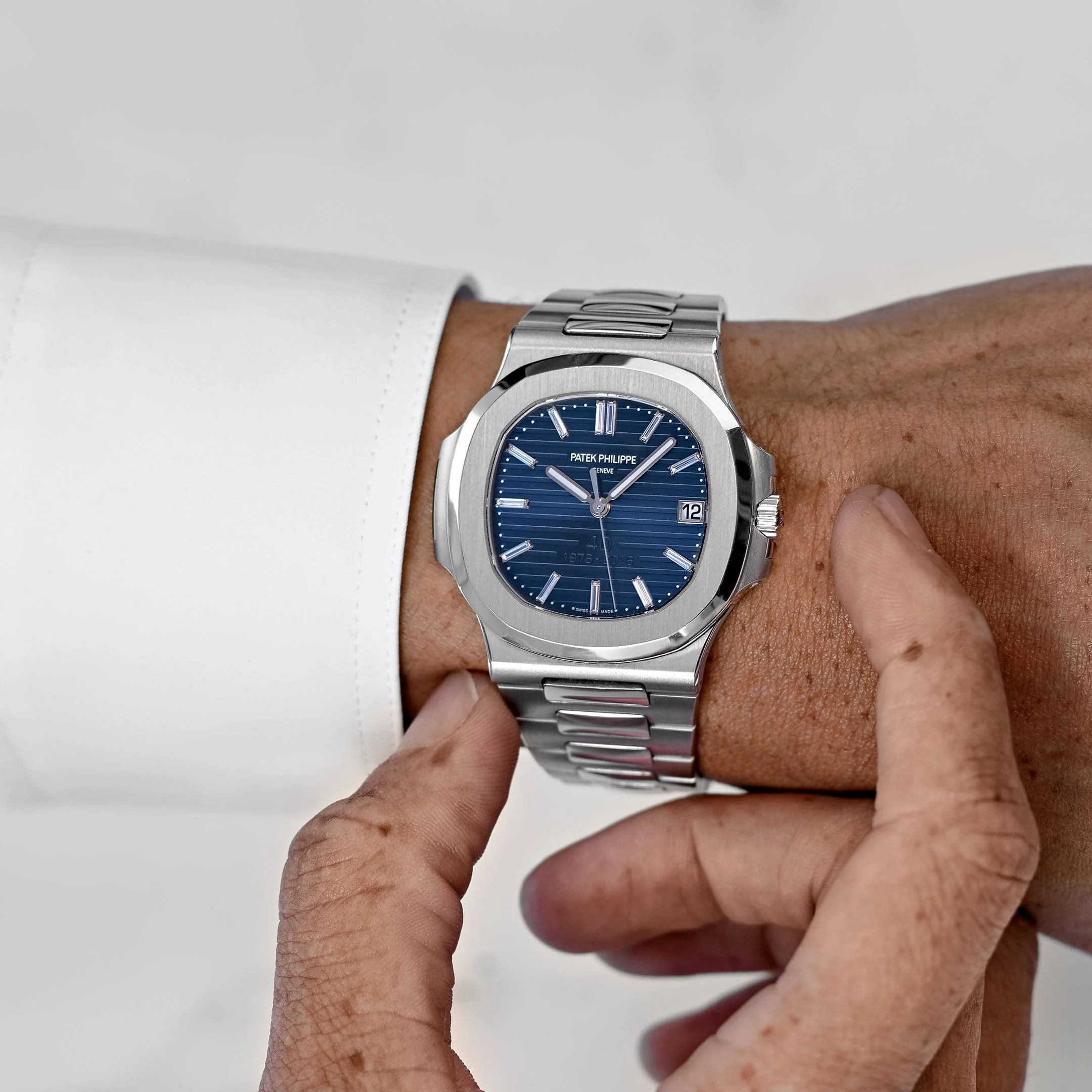 Patek Philippe Nautilus 5711/1P-001 40th Anniversary Platinum Blue Diamond Dial Limited Edition