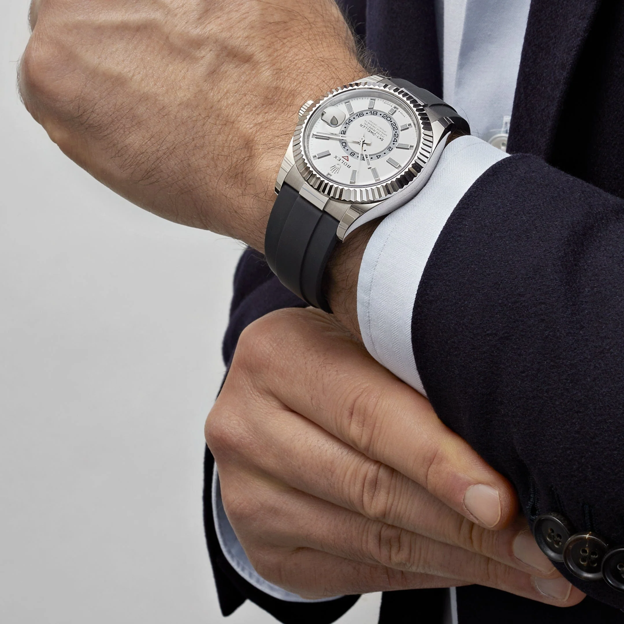 Rolex Sky-Dweller 336239 White Gold White Dial Oysterflex