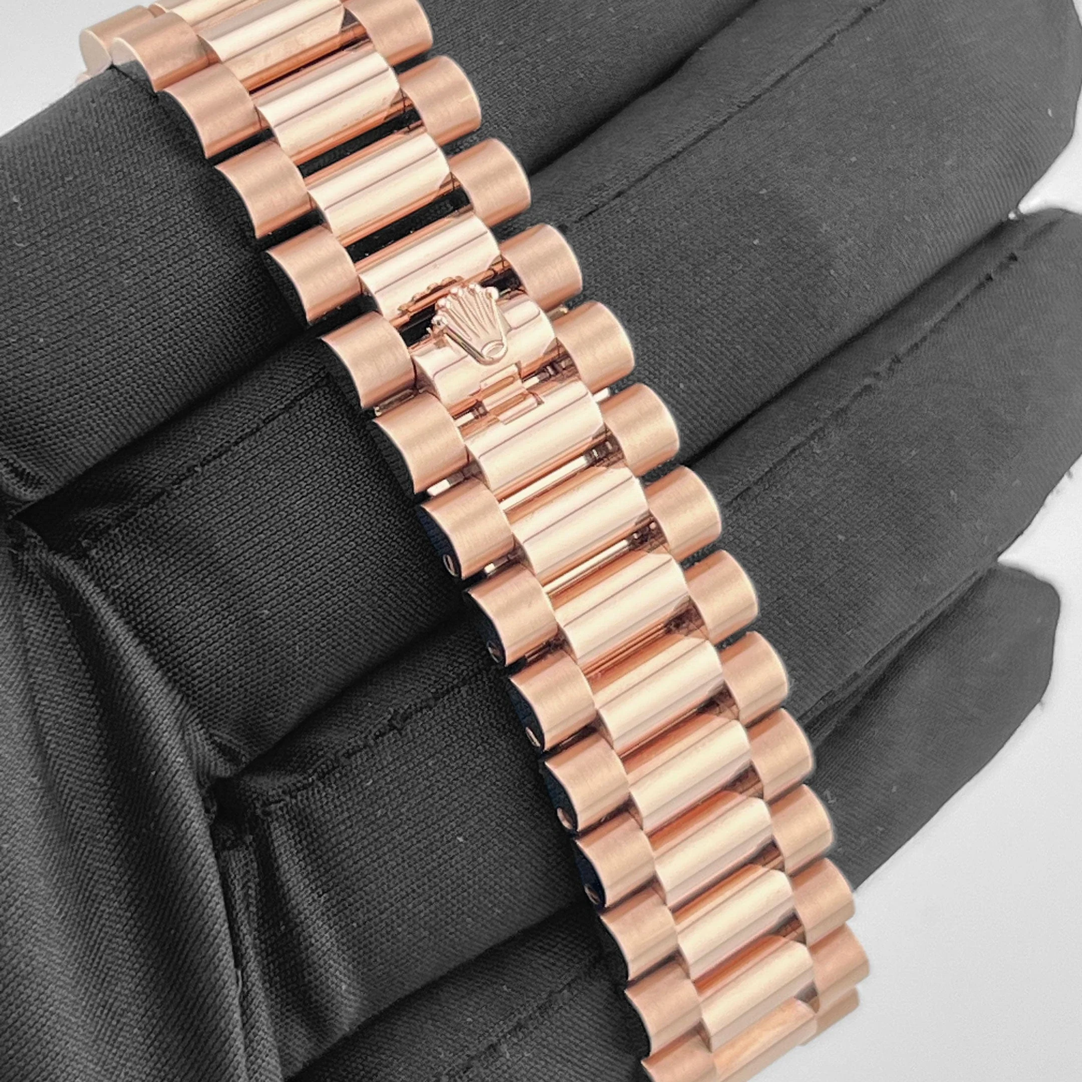 Rolex Day-Date 228235 Rose Gold Olive Green Dial (2023)