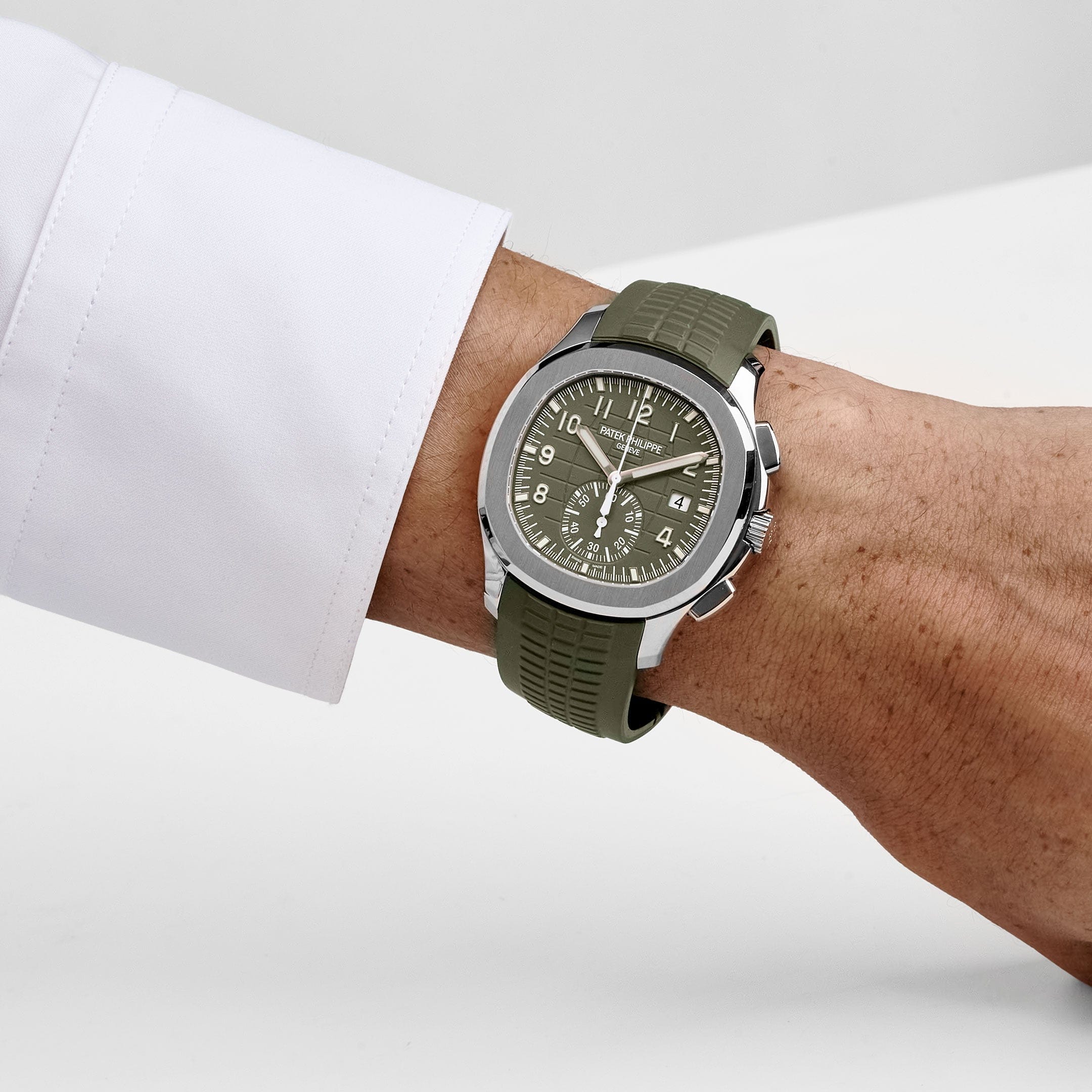 Patek Philippe Aquanaut 5968G-010 Chronograph White Gold Khaki Green Dial (2023)