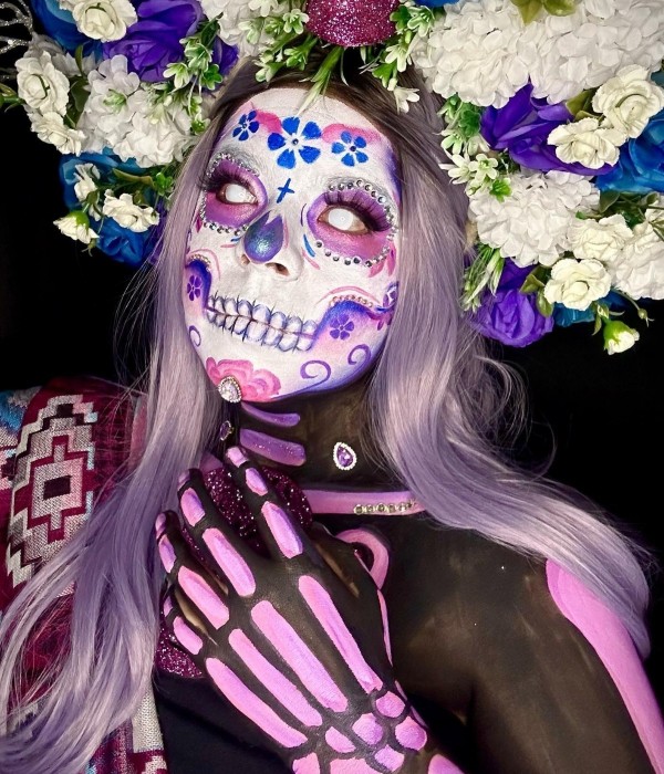 Misty Dawn | Pale Lilac Long Natural Wave Synthetic T-part Lace Front Wig | Left