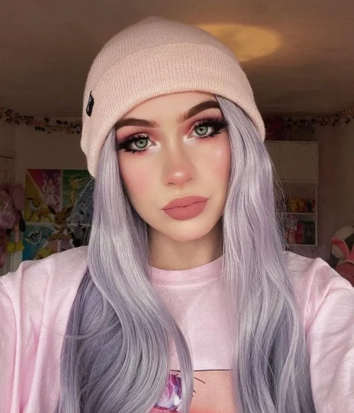 Misty Dawn | Pale Lilac Long Natural Wave Synthetic T-part Lace Front Wig | Left