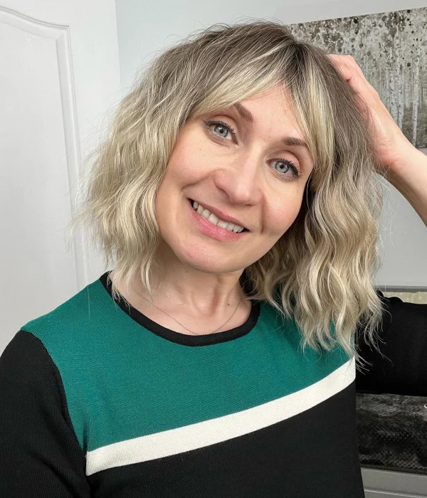 Vanilla Latte | Baby Blonde Short Wavy Bob Synthetic Wig with Bangs