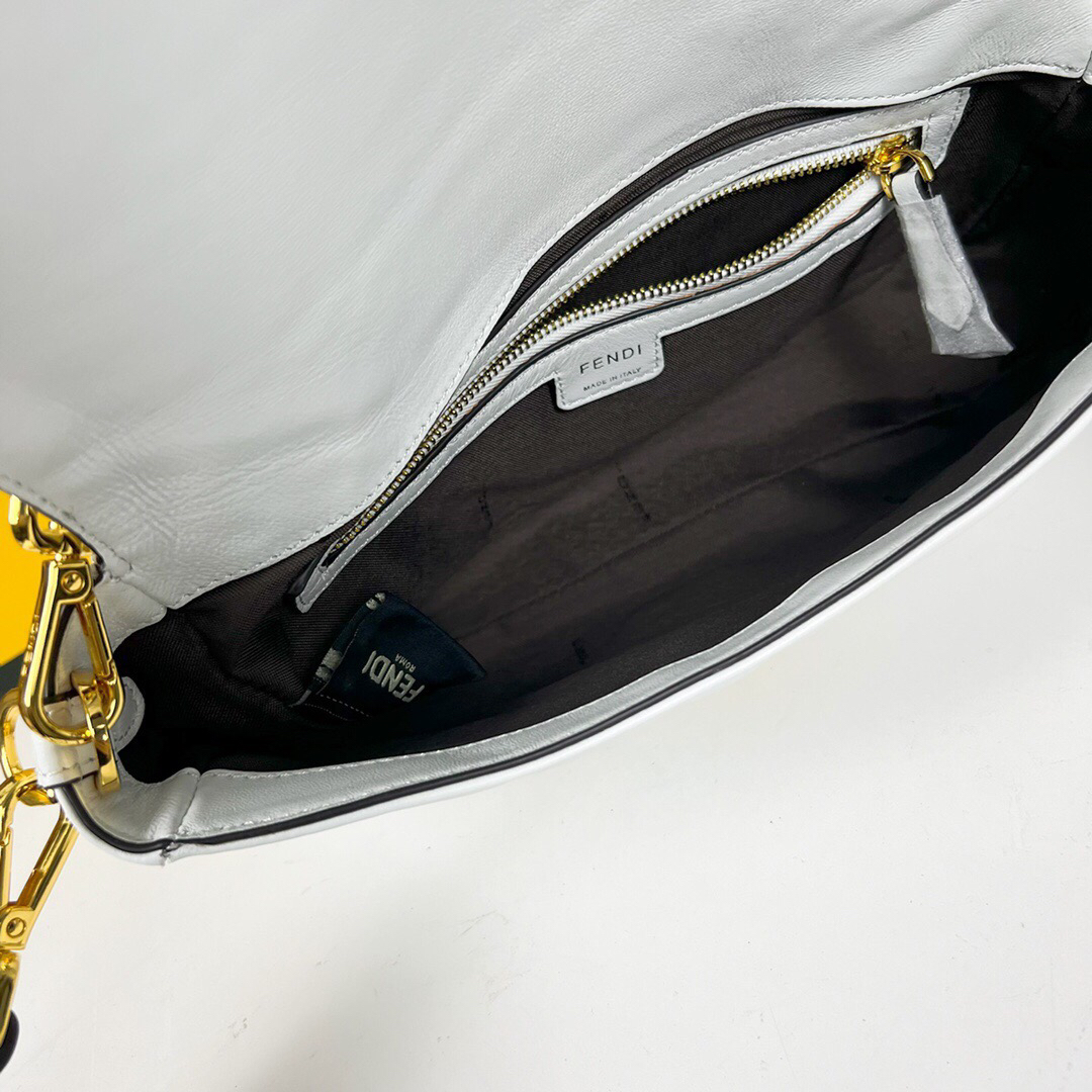 Fendi Baguette Women Shoulder Bags 27*6*15cm