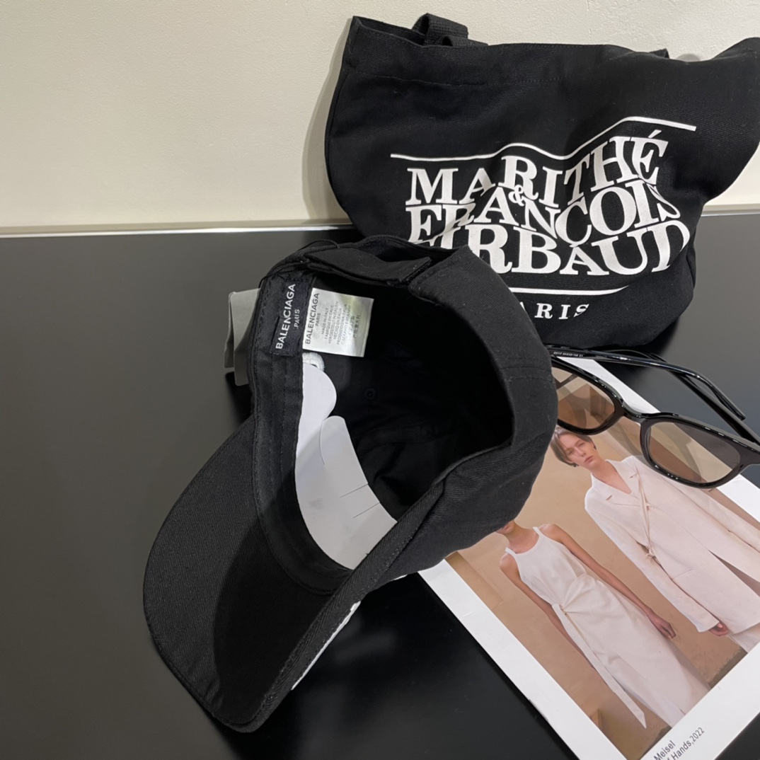 Balenciaga Baseball Cap