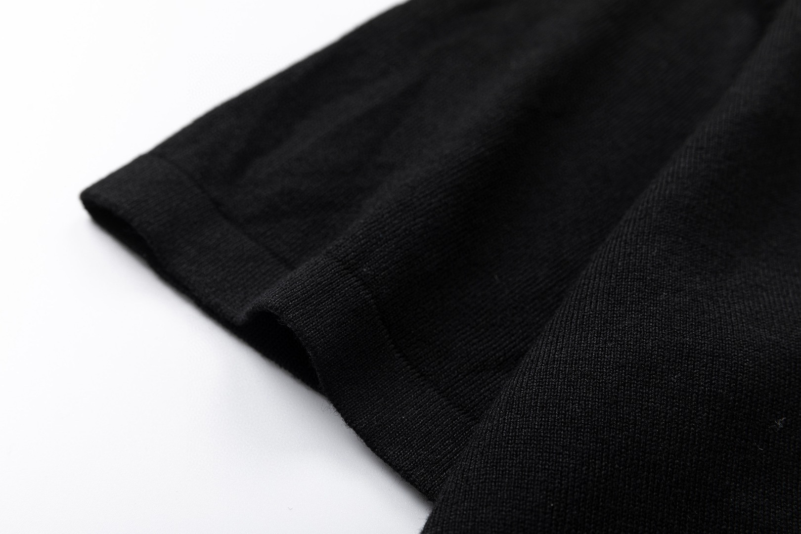 Prada Unisex T Shirt S-XL