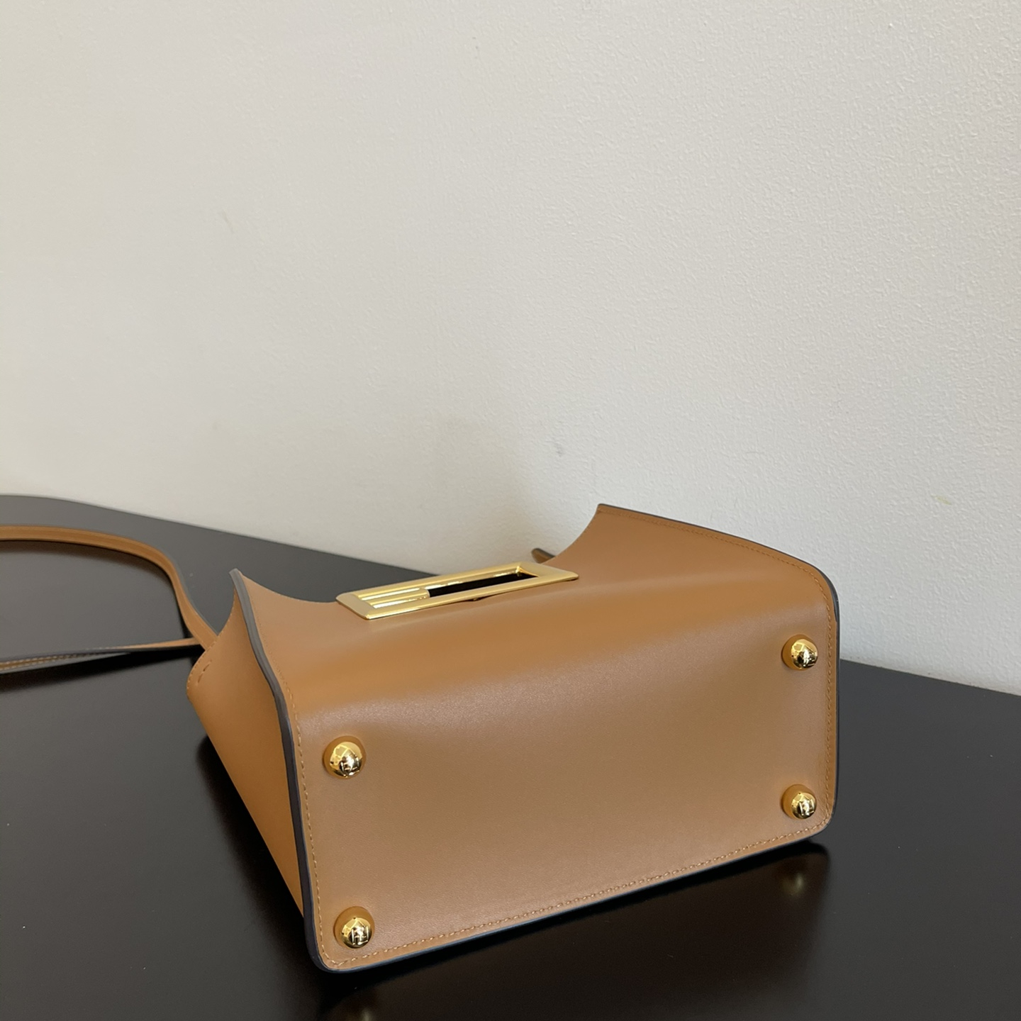 Fendi New Shoulder Bags 20*17*9cm