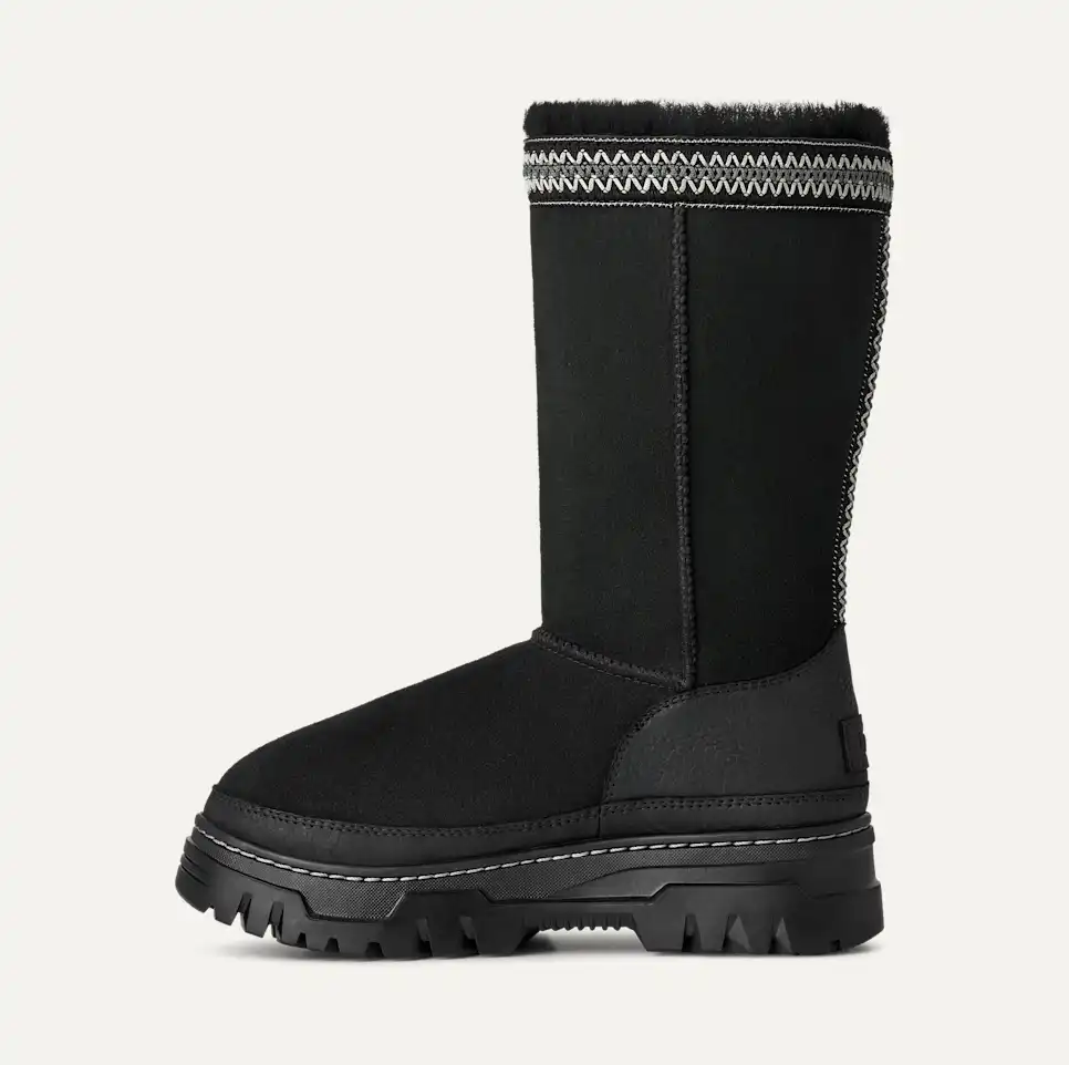 UGG Women's Classic Tall TrailGazer