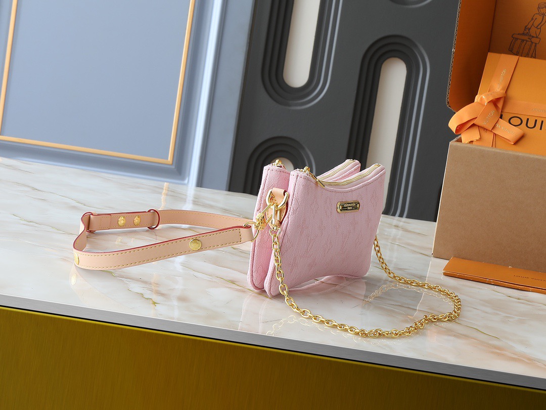 Louis Vuitton M14159 Liv Pochette Denim Cowboy Shoulder Bag Size 24.5*13.5*6.5cm