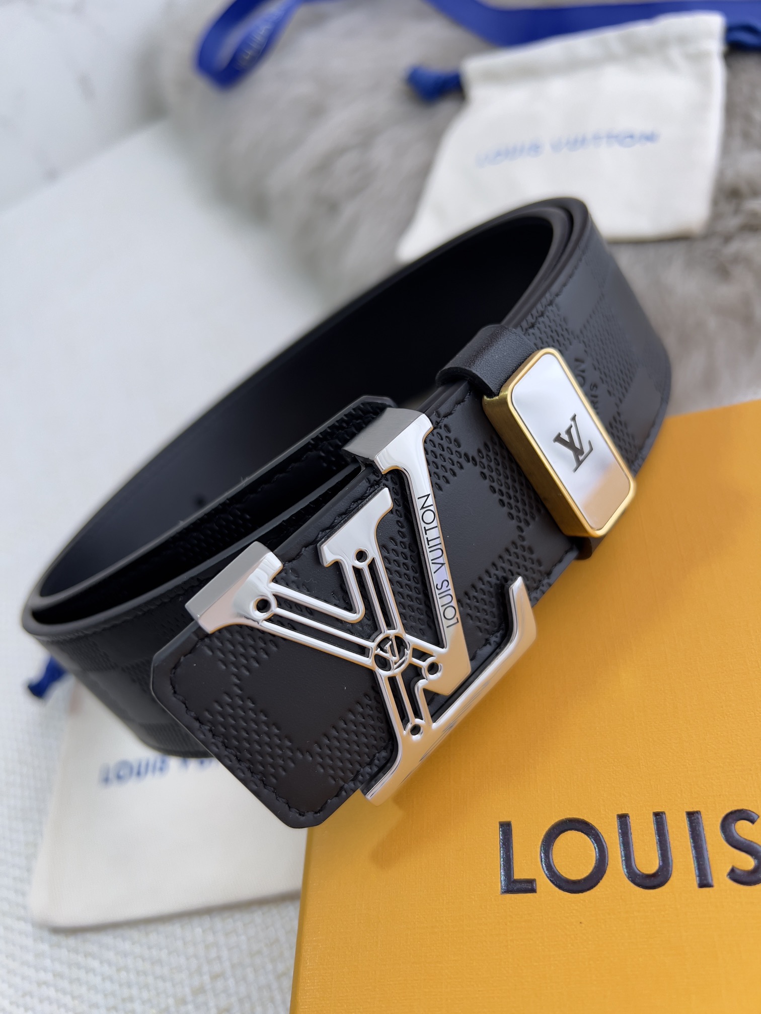 Louis Vuitton Men Belt Width 3.8cm