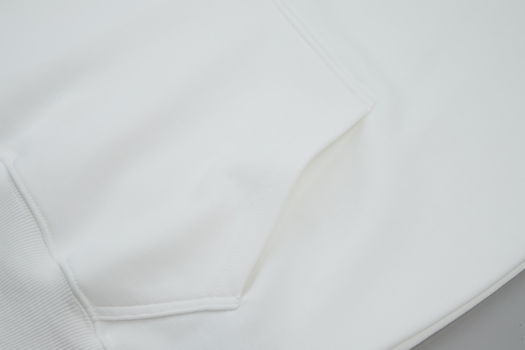 Louis Vuitton Unisex Sweatshirt Size S-XL