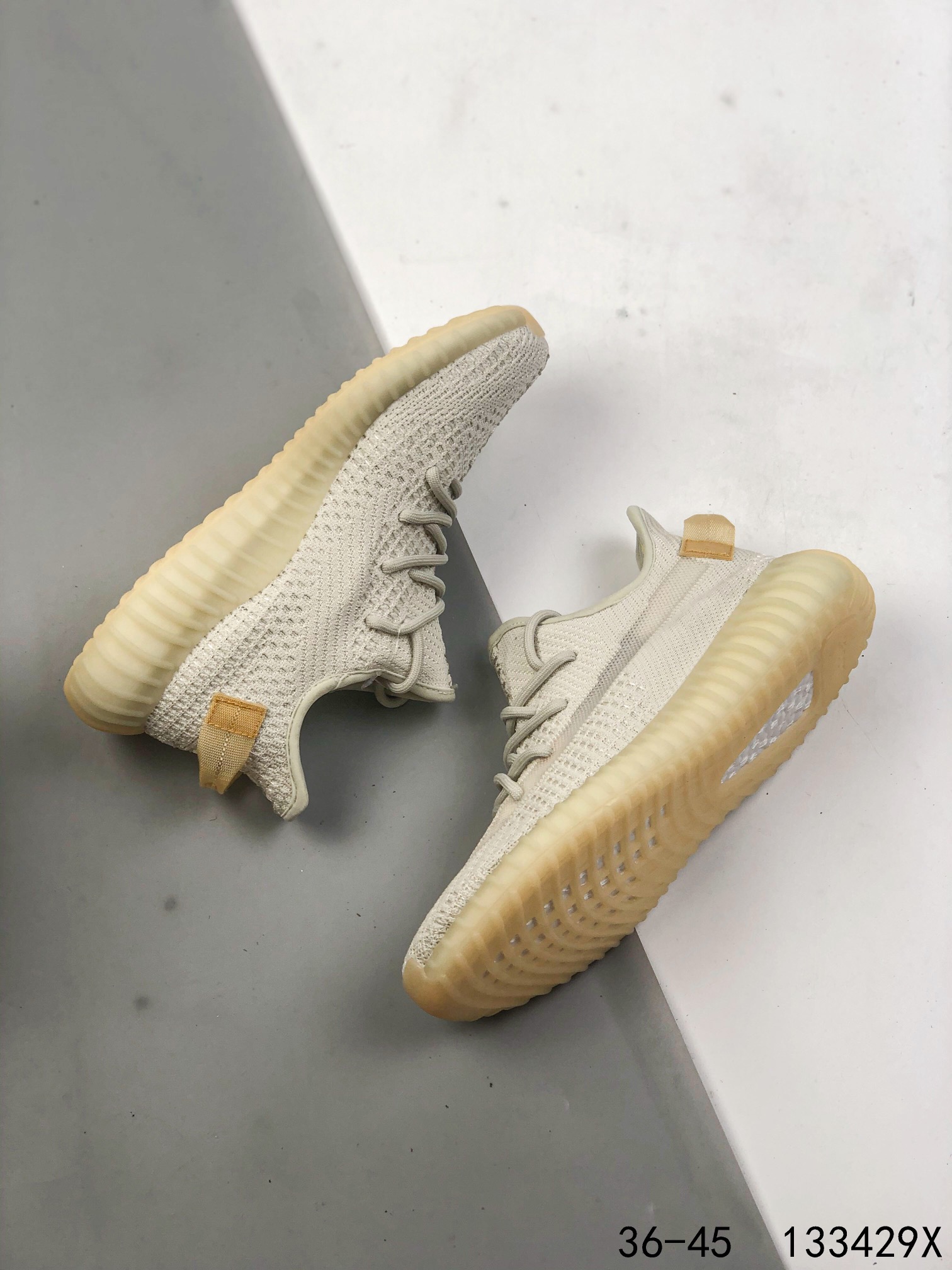Yeezy 350 Boost 350 V2 Mens/Women Sneakers Shoes Light Yellow 36 - 45
