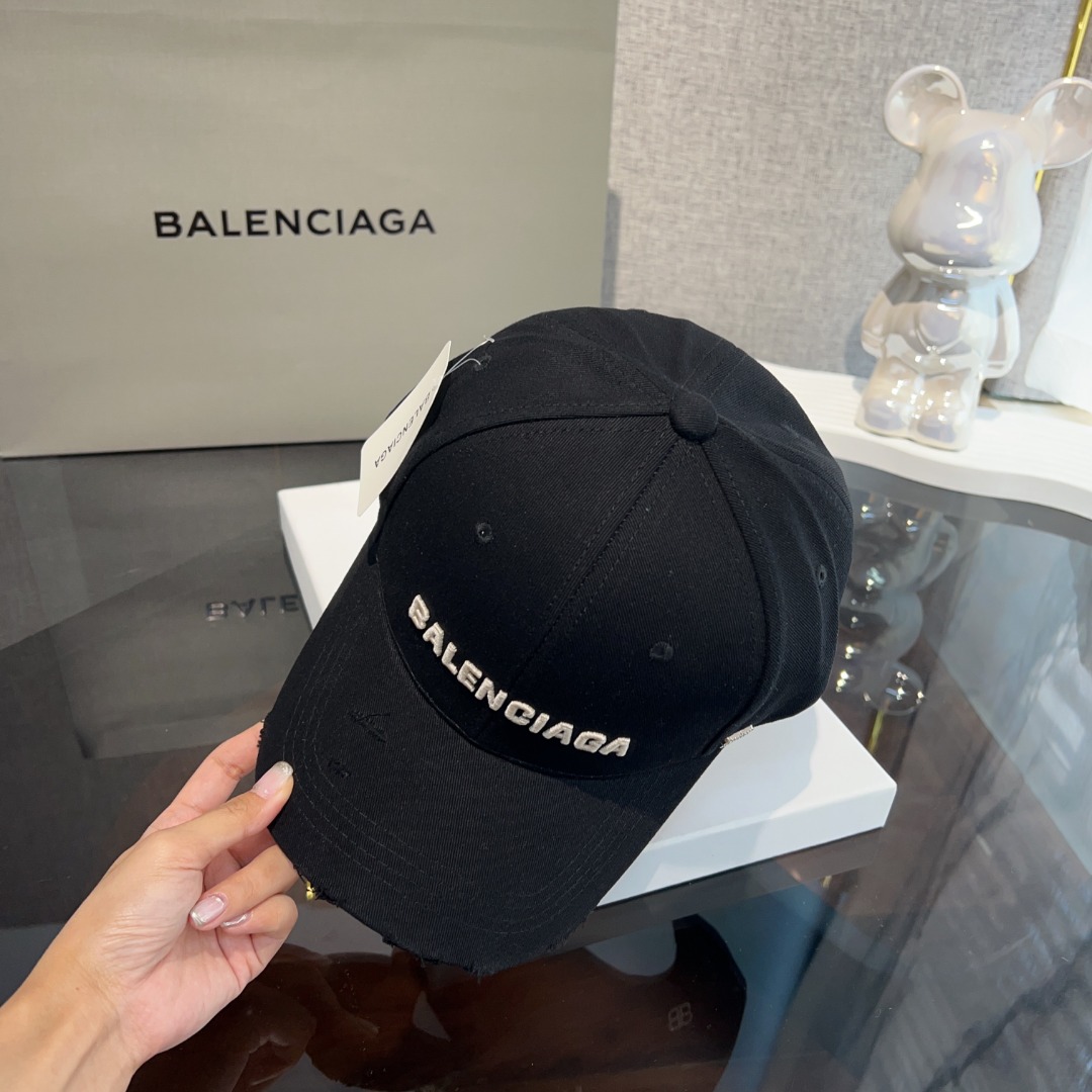 Balenciaga Baseball Cap