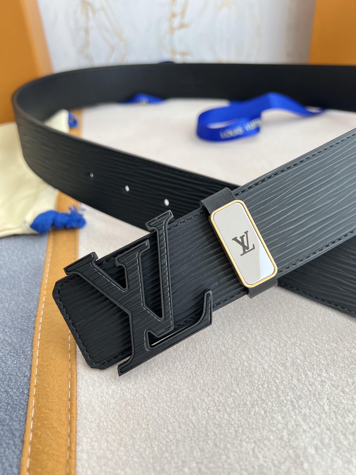 Louis Vuitton Men Belt Width 3.8cm
