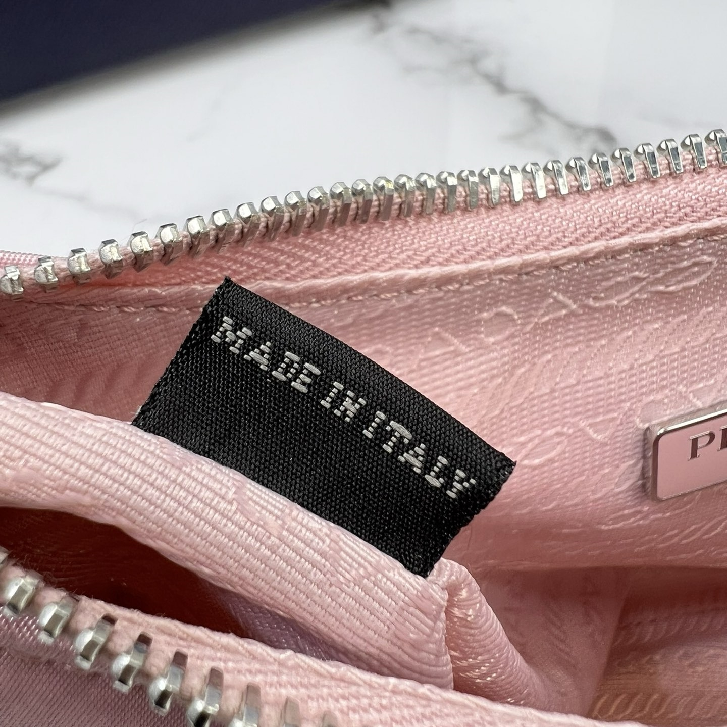 Prada 1NE204 Redition 2005 Women Bags 22*18*6.5cm