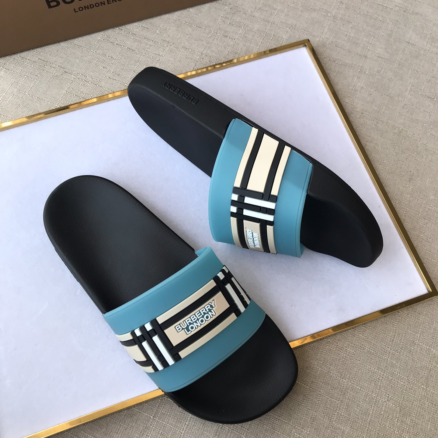 Burberry Mens Women Sandals Gr. 36-46