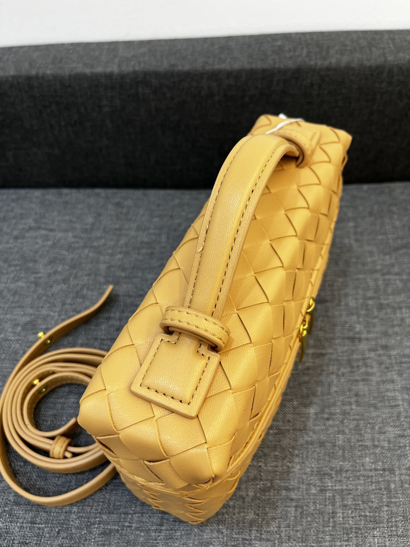 Bottega Veneta Vanity Case Shoulder Bags 24*13*6cm