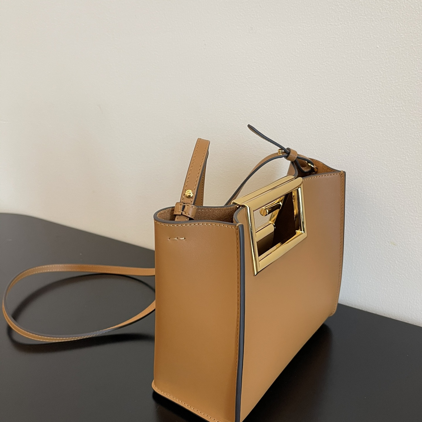 Fendi New Shoulder Bags 20*17*9cm