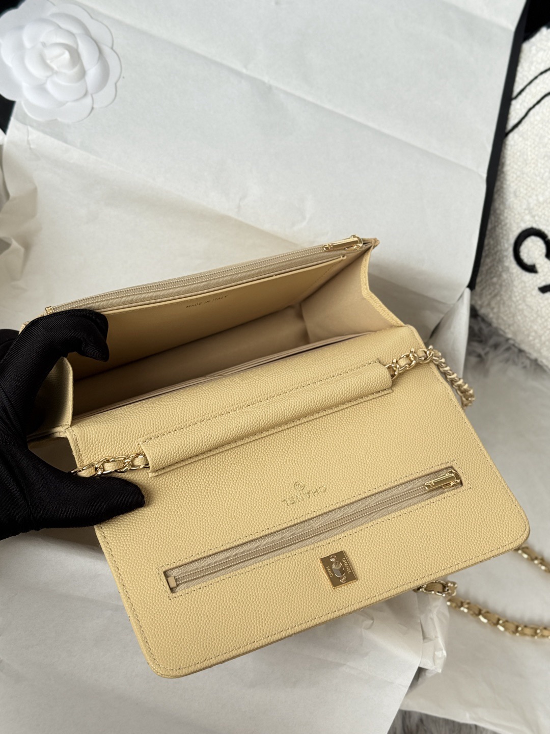 Chanel AP4241 woc Shoulder Bags 19*12*3cm