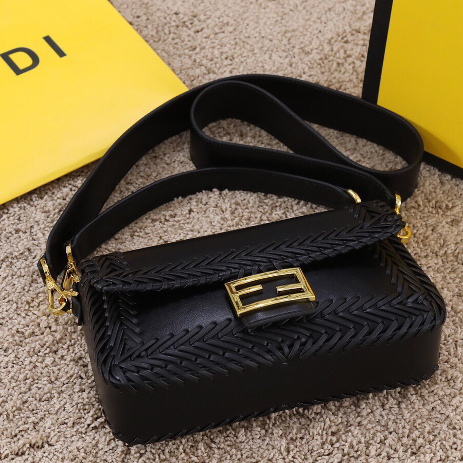 Fendi New Shoulder Bags 27*6*15cm