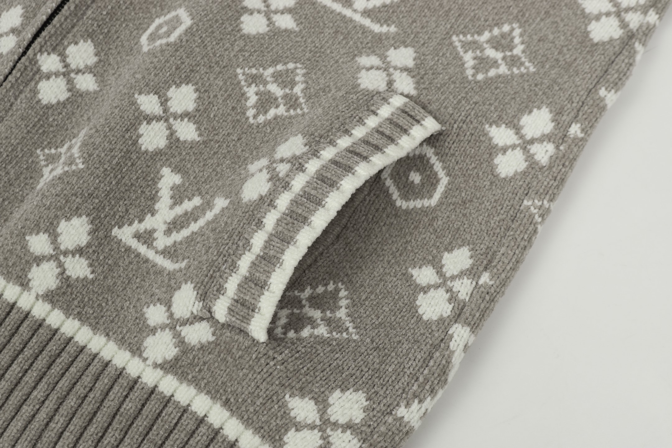 Louis Vuitton Unisex Jacket Size S-L