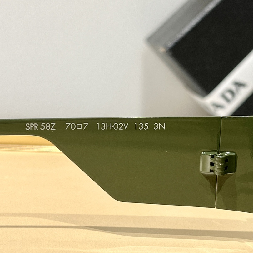 Prada Runway sunglasses SPR58Z