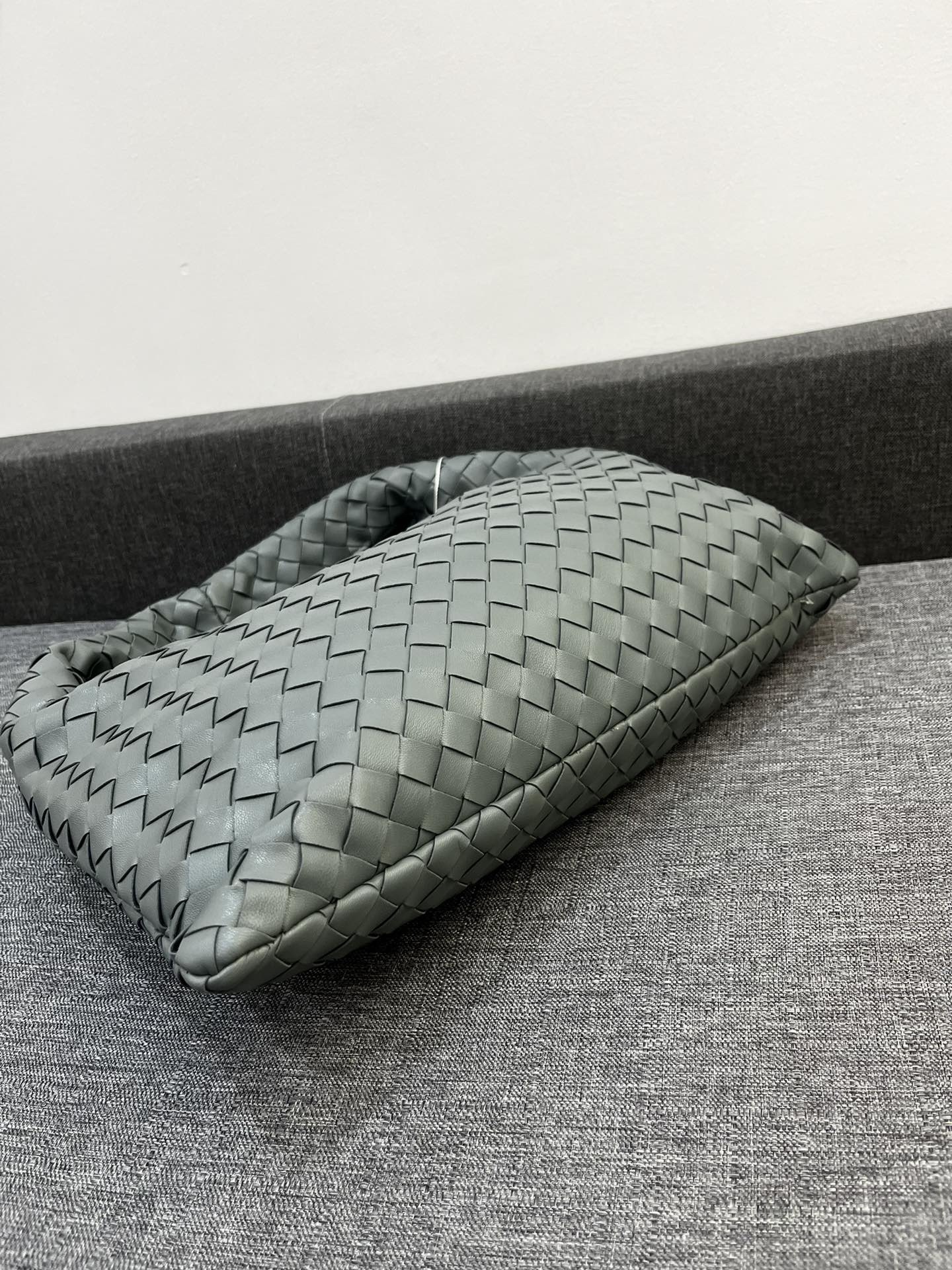 Bottega Veneta HO Shoulder Bags 40*24cm