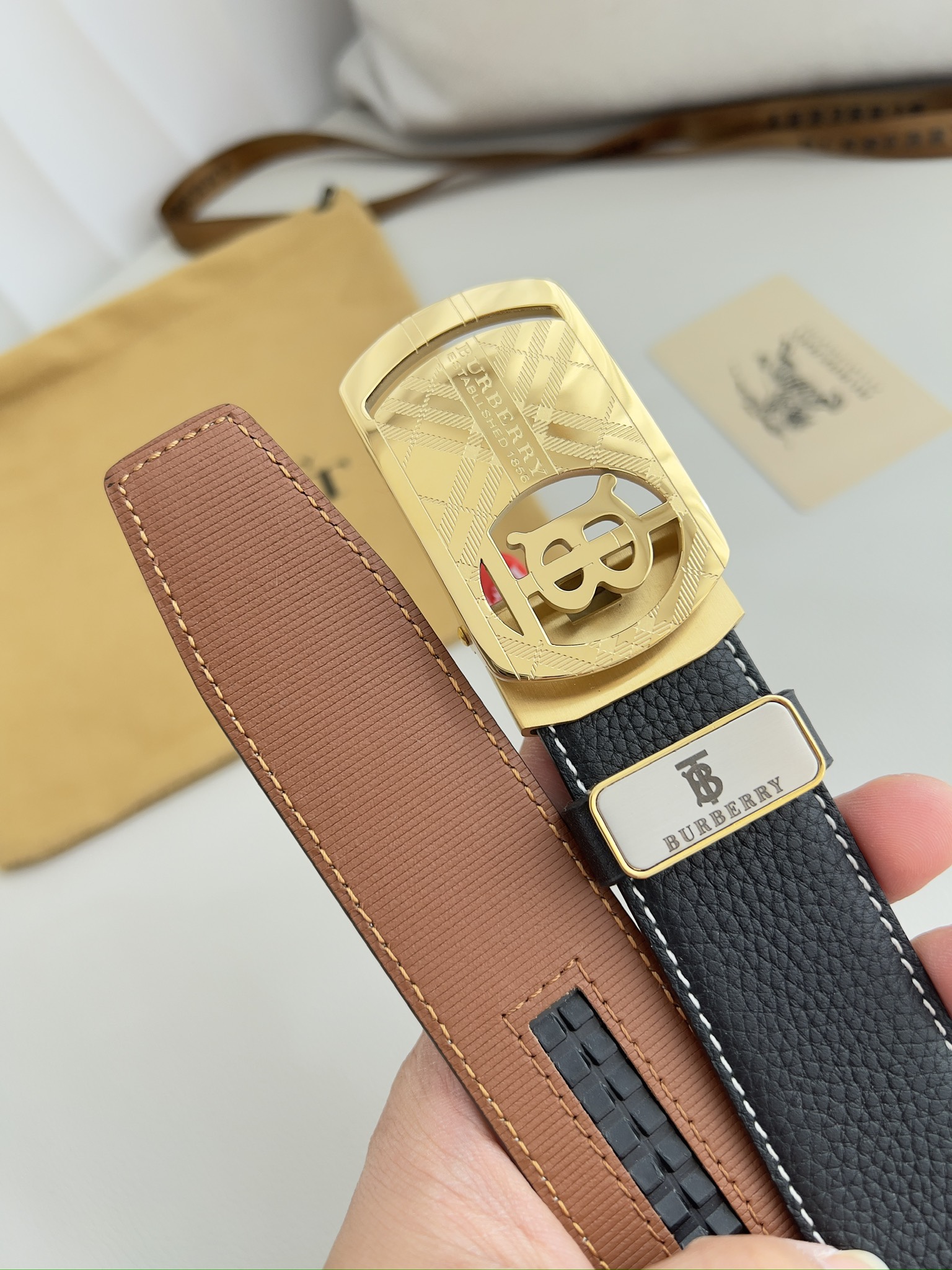 Burberry Men Belt Width 3.5cm