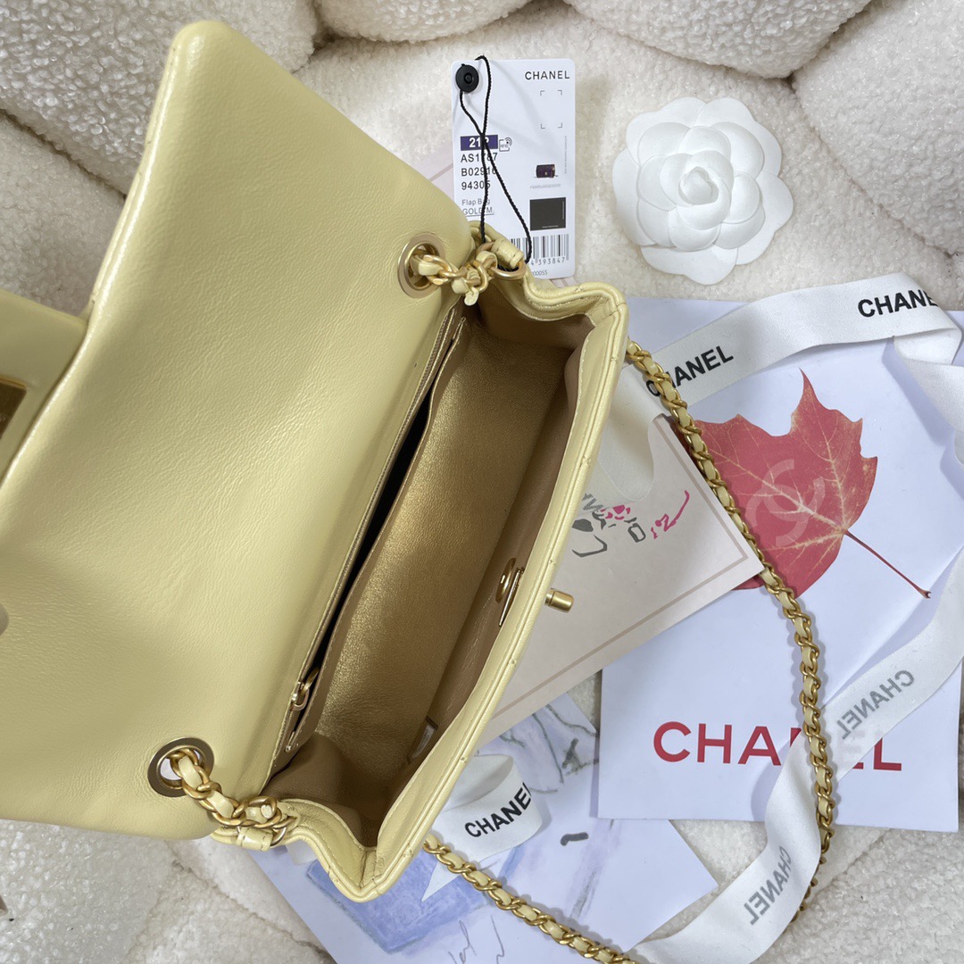 Chanel AS1787 Shoulder Bags Sheepskin 20cm
