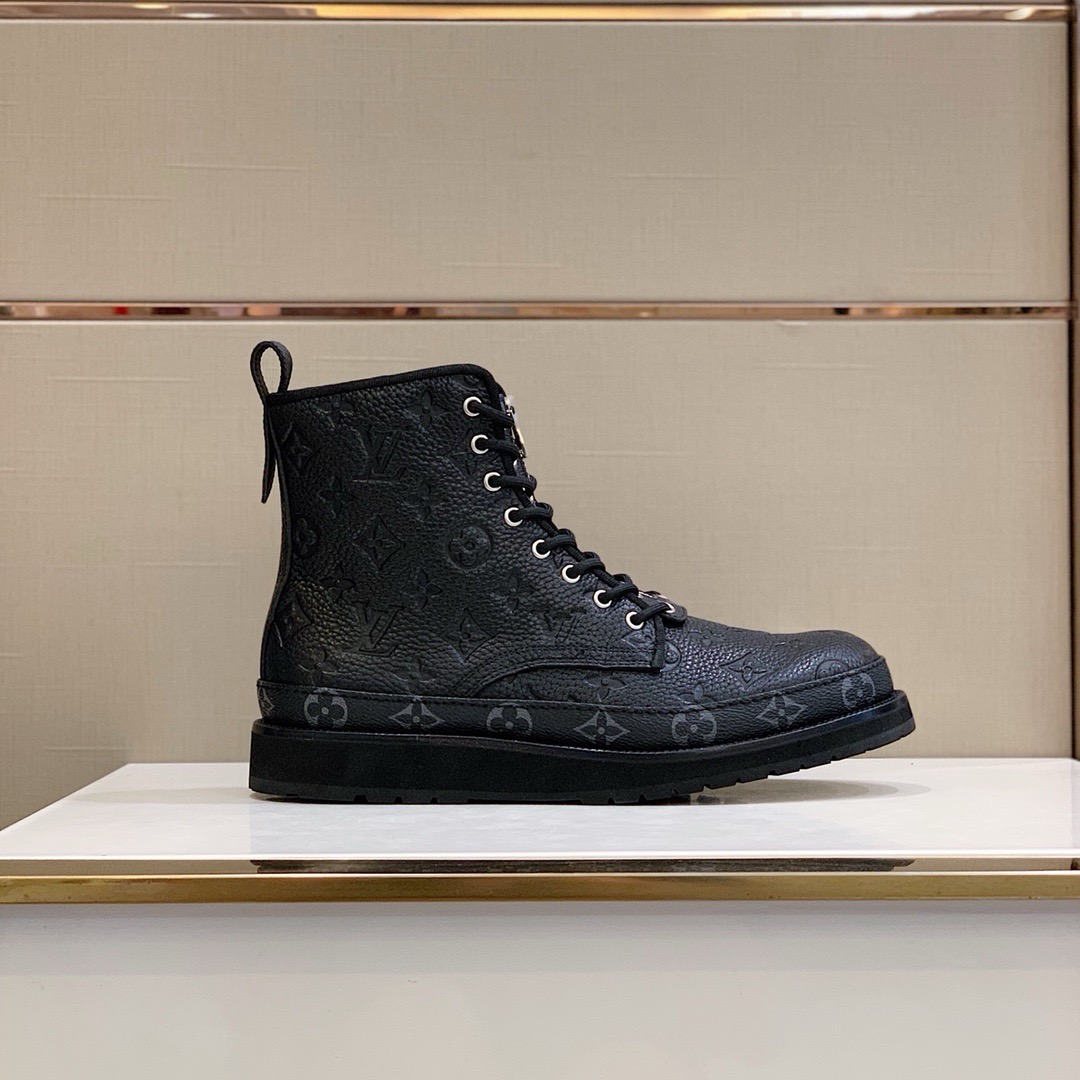Louis Vuitton Mens New Boots Size 40-45