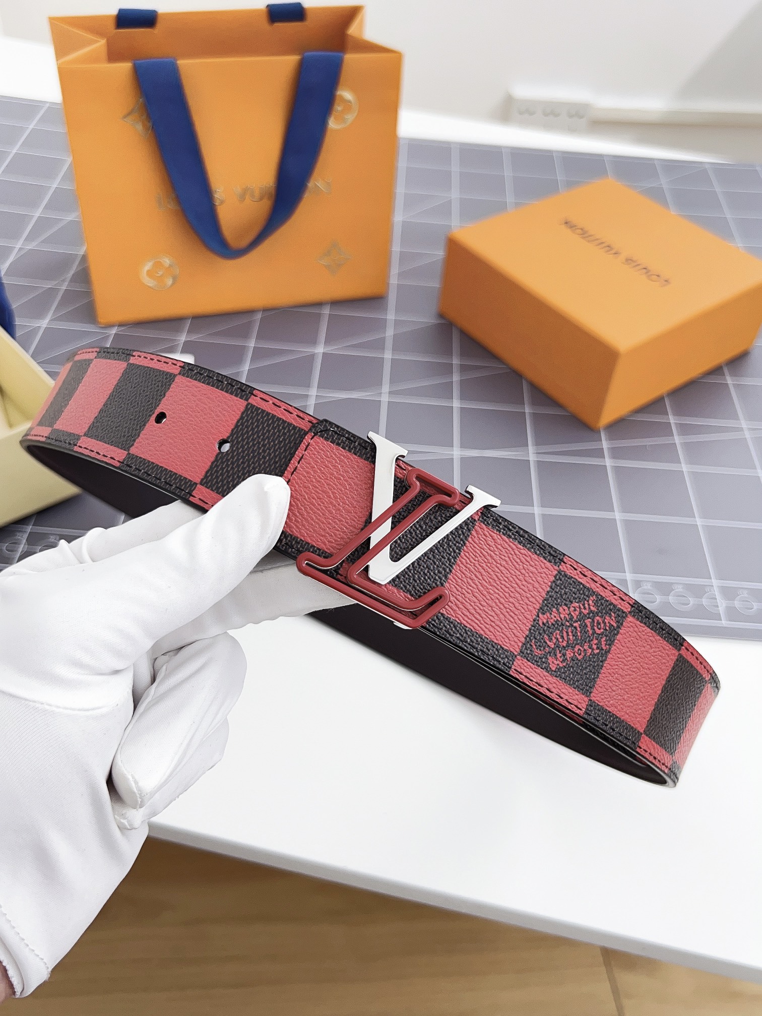 Louis Vuitton Men Belt Width 4cm