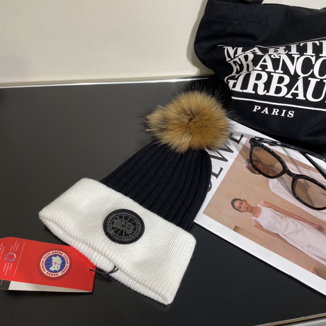 Canada Goose Knitted Hat