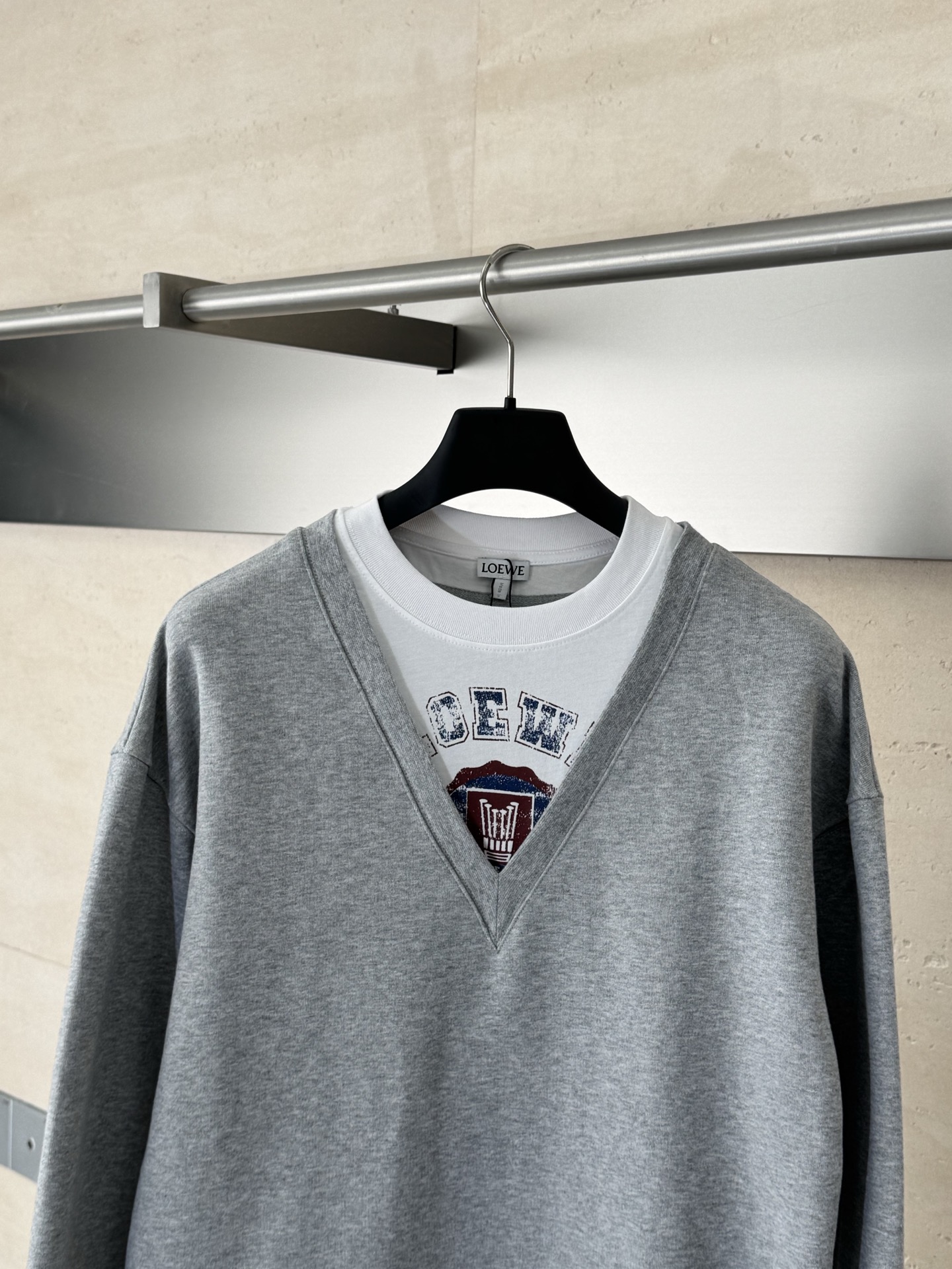 Loewe Unisex Sweatshirt Size S-XL