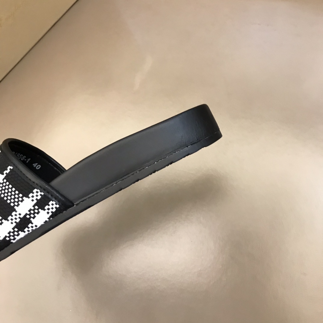 Burberry Mens Sandals Gr. 40-45