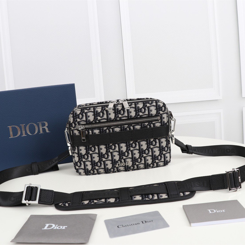 Dior Oblique Men Shoulder Bags 2-Size
