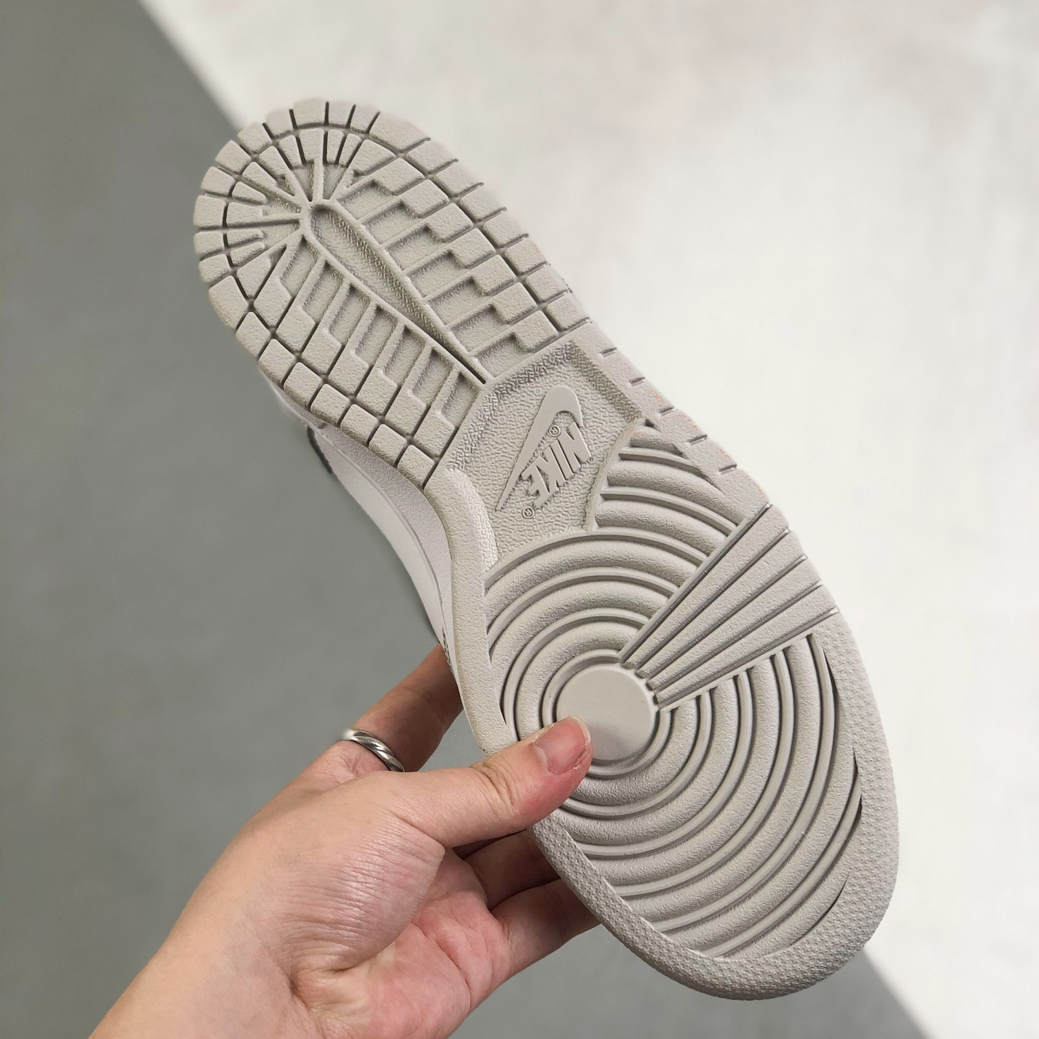 Nike SB Dunk Low Top Mens/Women Sneakers Shoes White Grey 36 - 46