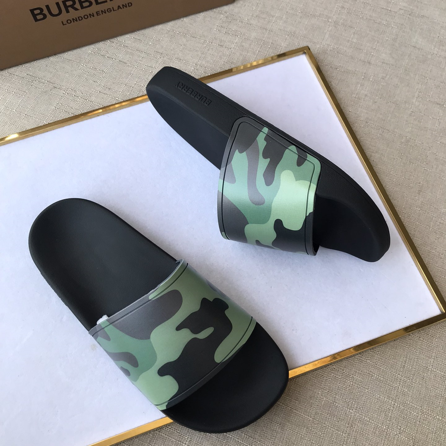 Burberry Mens Women Sandals Gr. 36-46