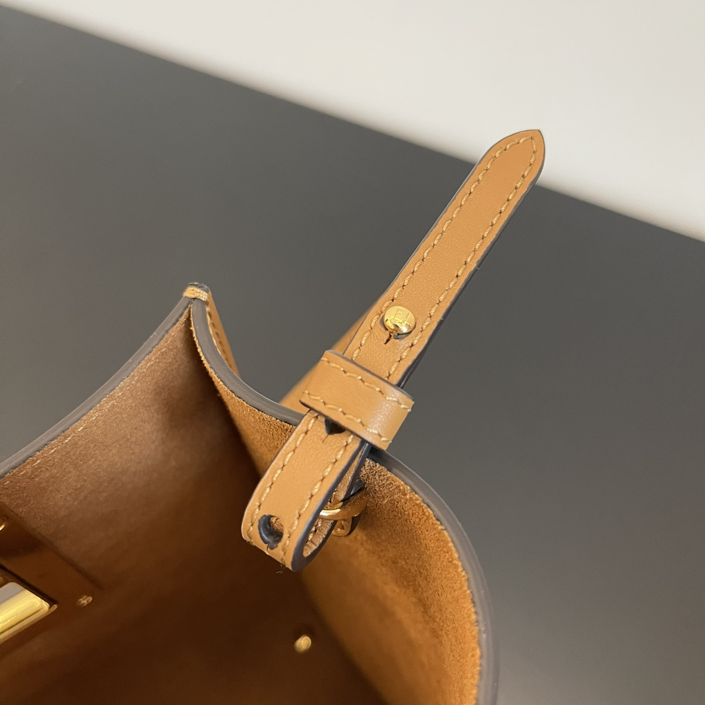 Fendi New Shoulder Bags 20*17*9cm