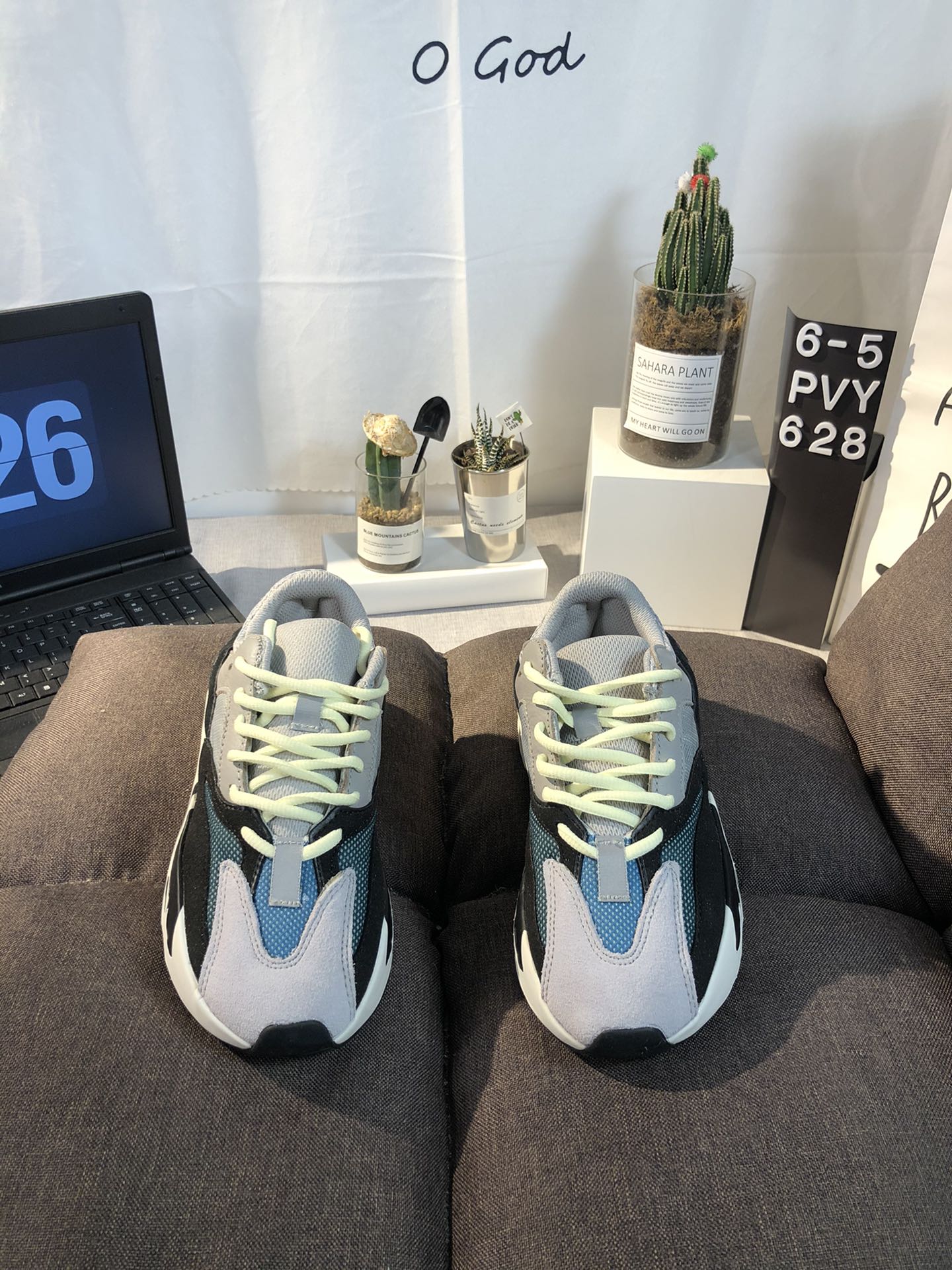 Yeezy 700 Boost Mens/Women's Sneakers Shoes 36 - 45