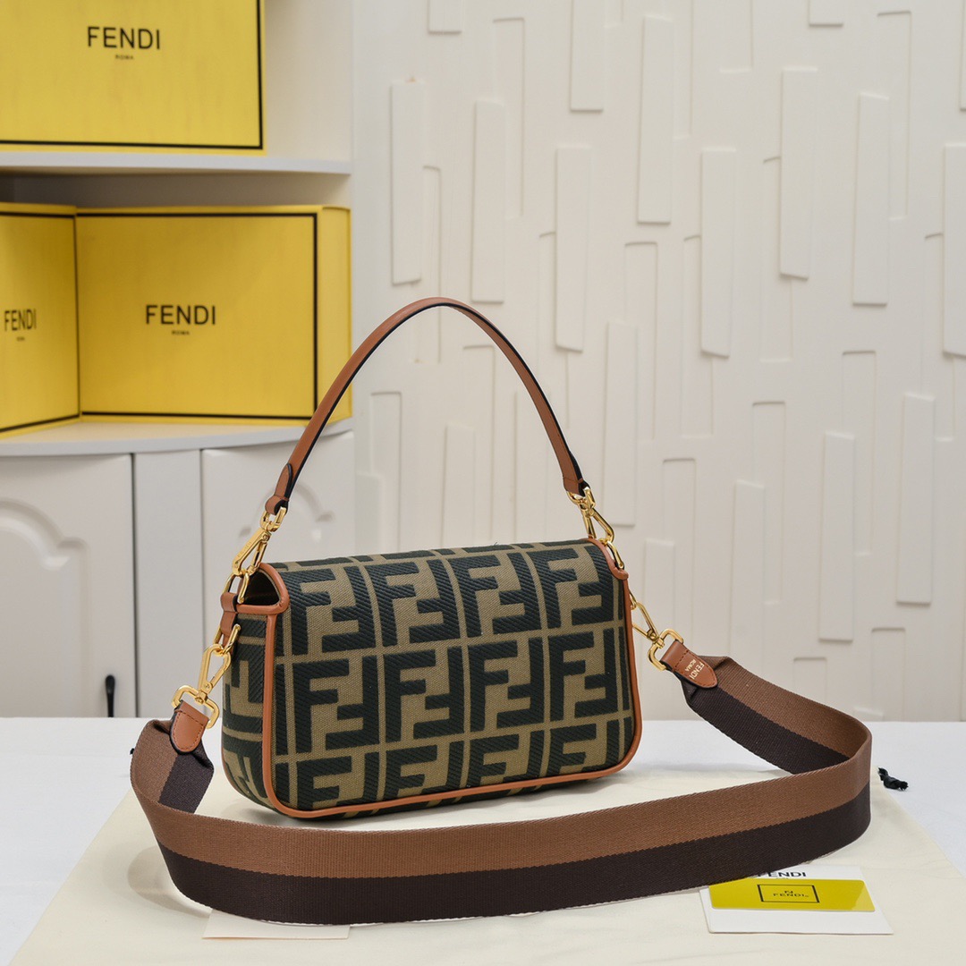 Fendi Baguette FF Shoulder Bags 27*6*14cm