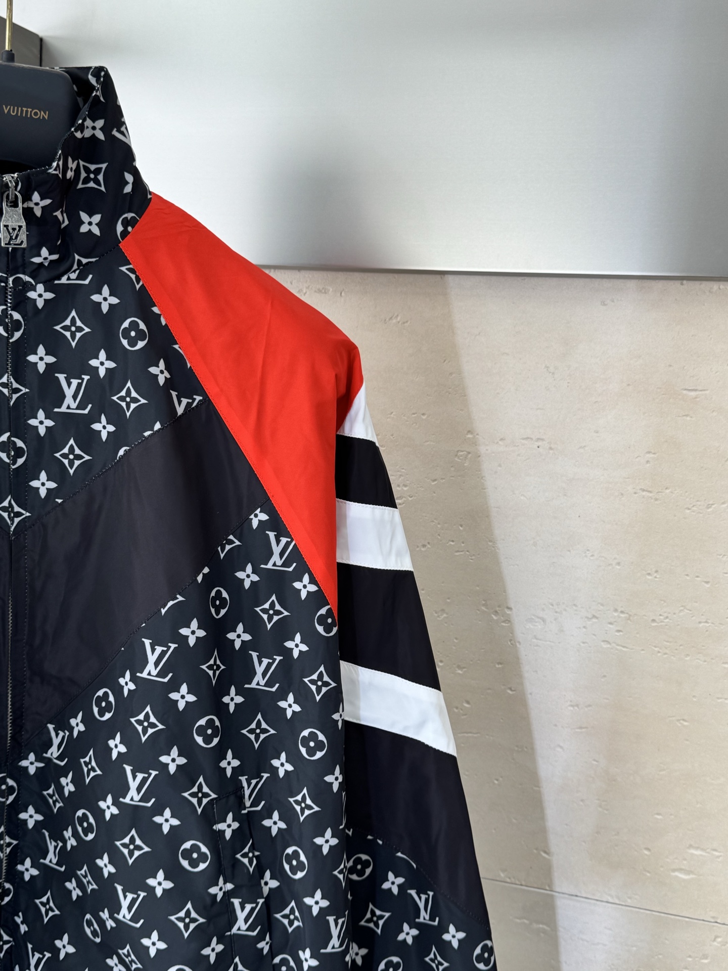 Louis Vuitton Unisex Jacket Size S-XL