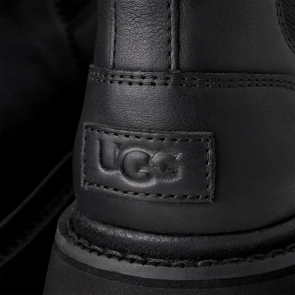 UGG Men's Chelsea Lug Leather