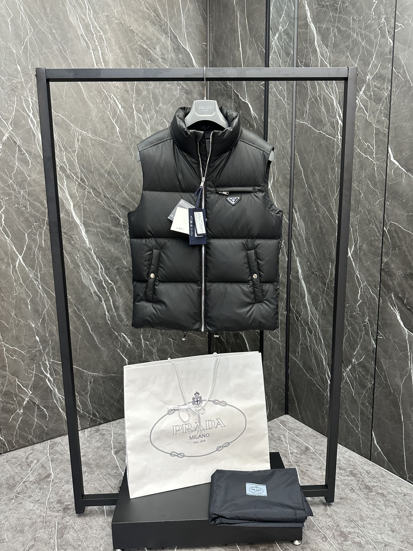 Prada Men Winter Vest Size 48-56