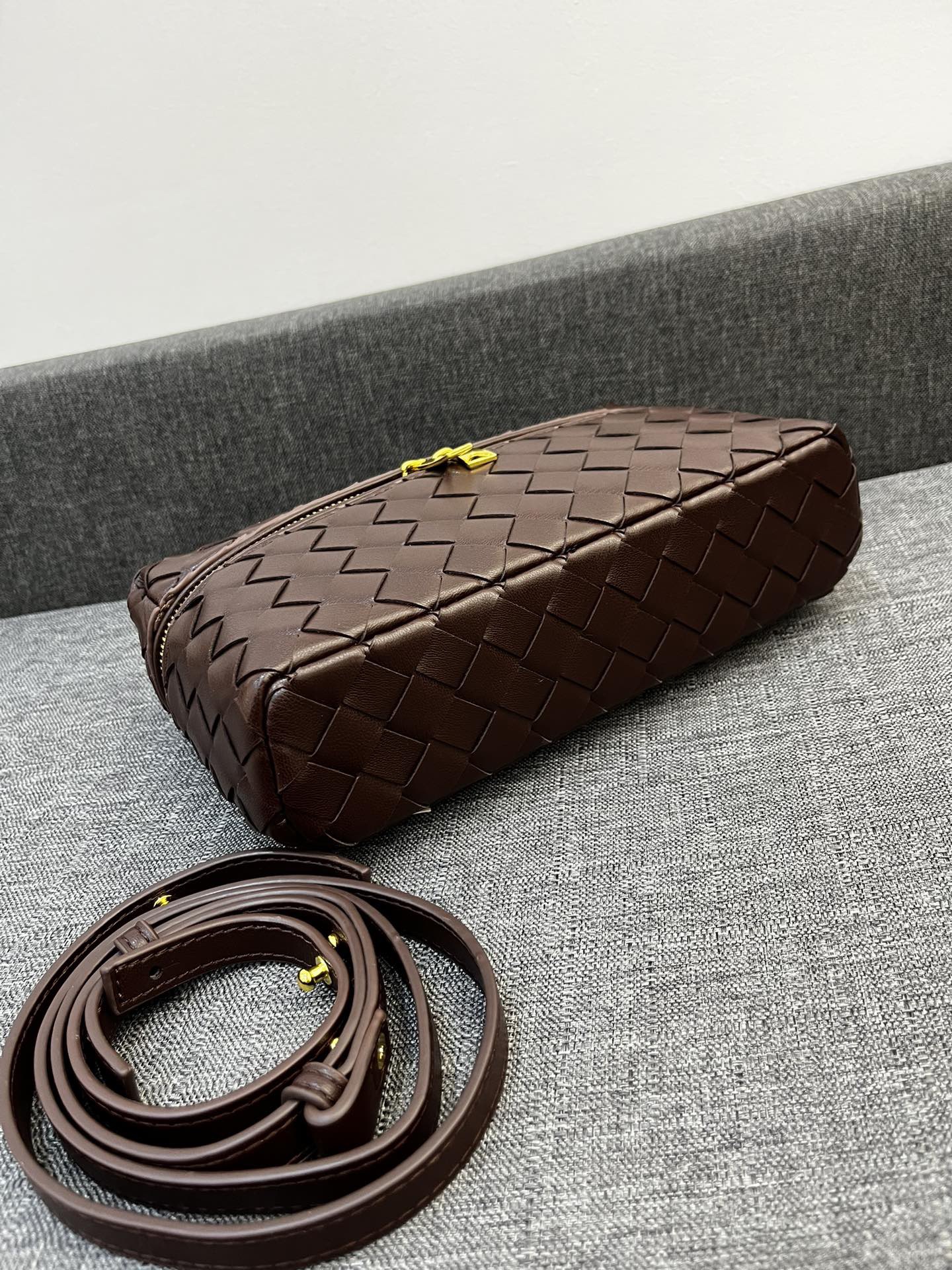 Bottega Veneta Vanity Case Shoulder Bags 24*13*6cm