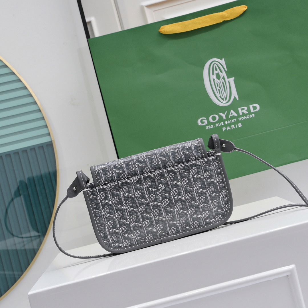 Goyard Shoulder Bags Size 20.5*14*2cm