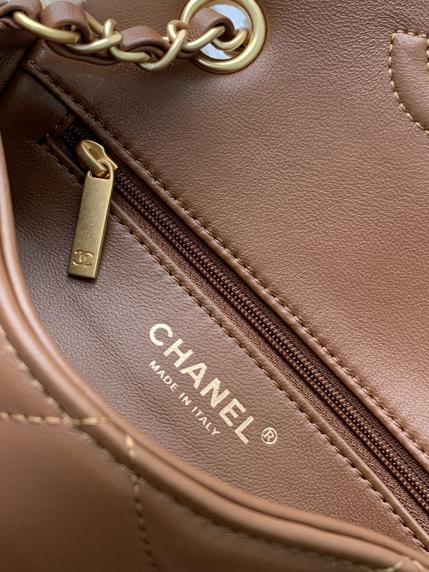 Chanel AS5148 Women Shoulder Bags 12*18*6cm