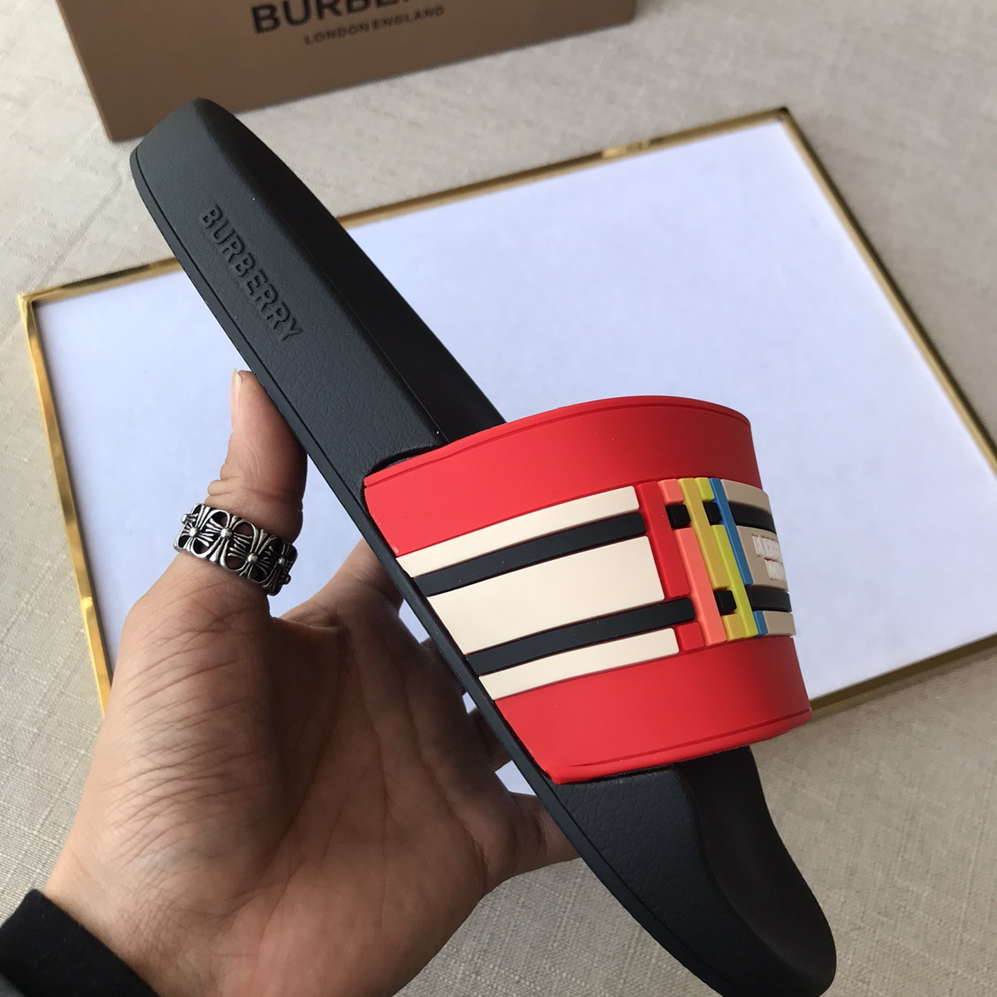 Burberry Mens Women Sandals Gr. 36-46