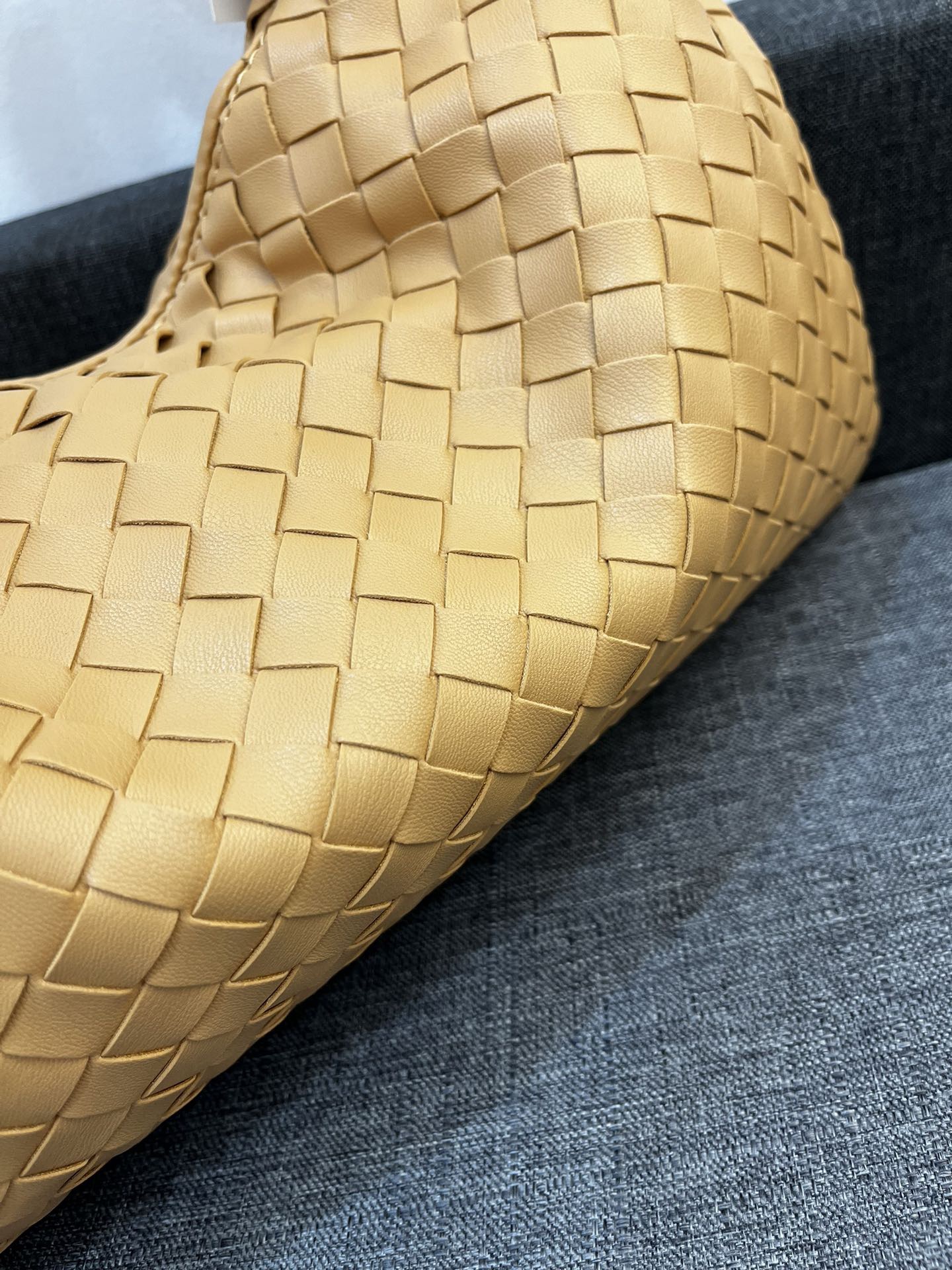 Bottega Veneta HO Shoulder Bags 40*24cm