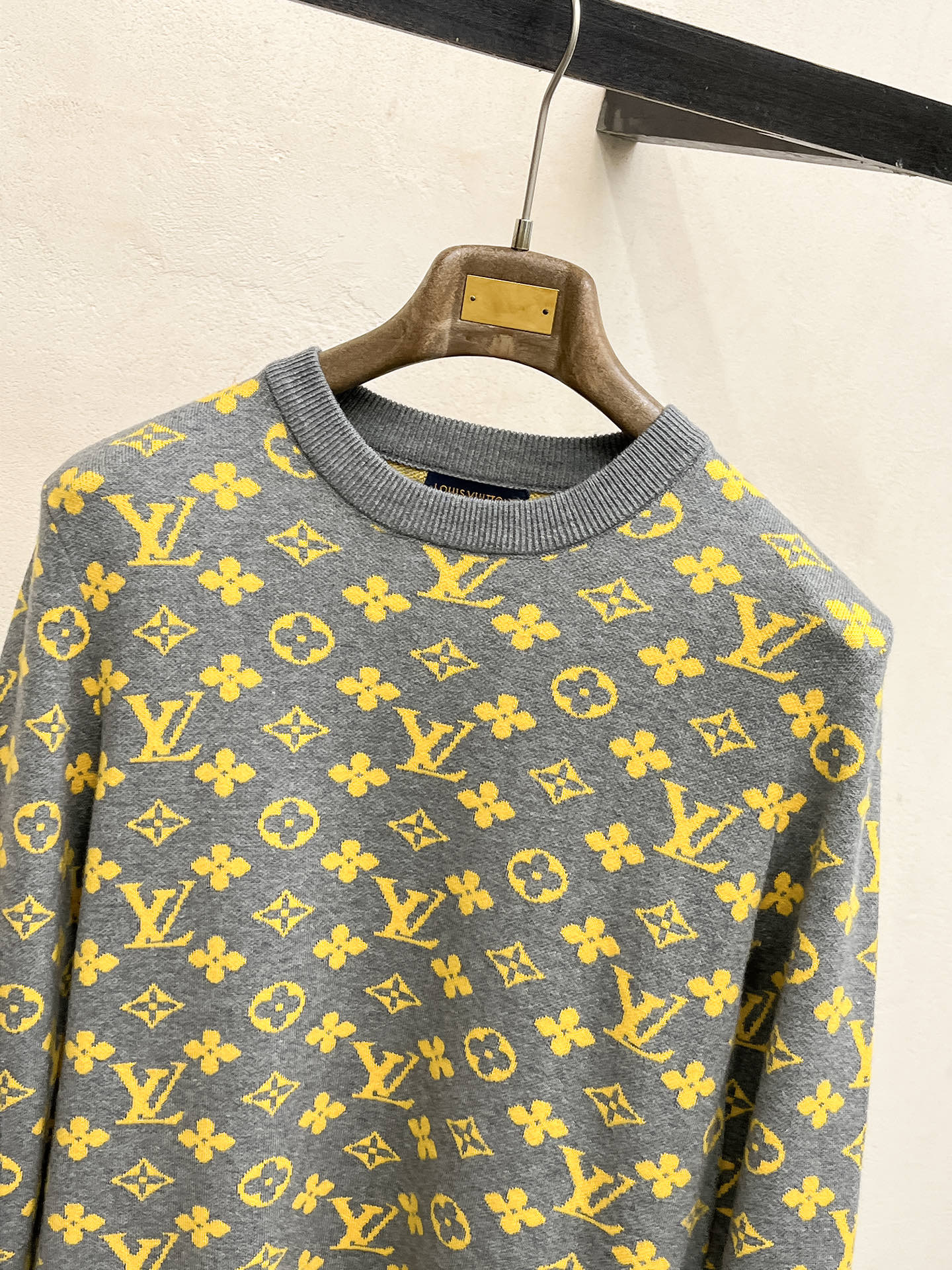 Louis Vuitton Unisex Sweatshirt Size M-XXXL